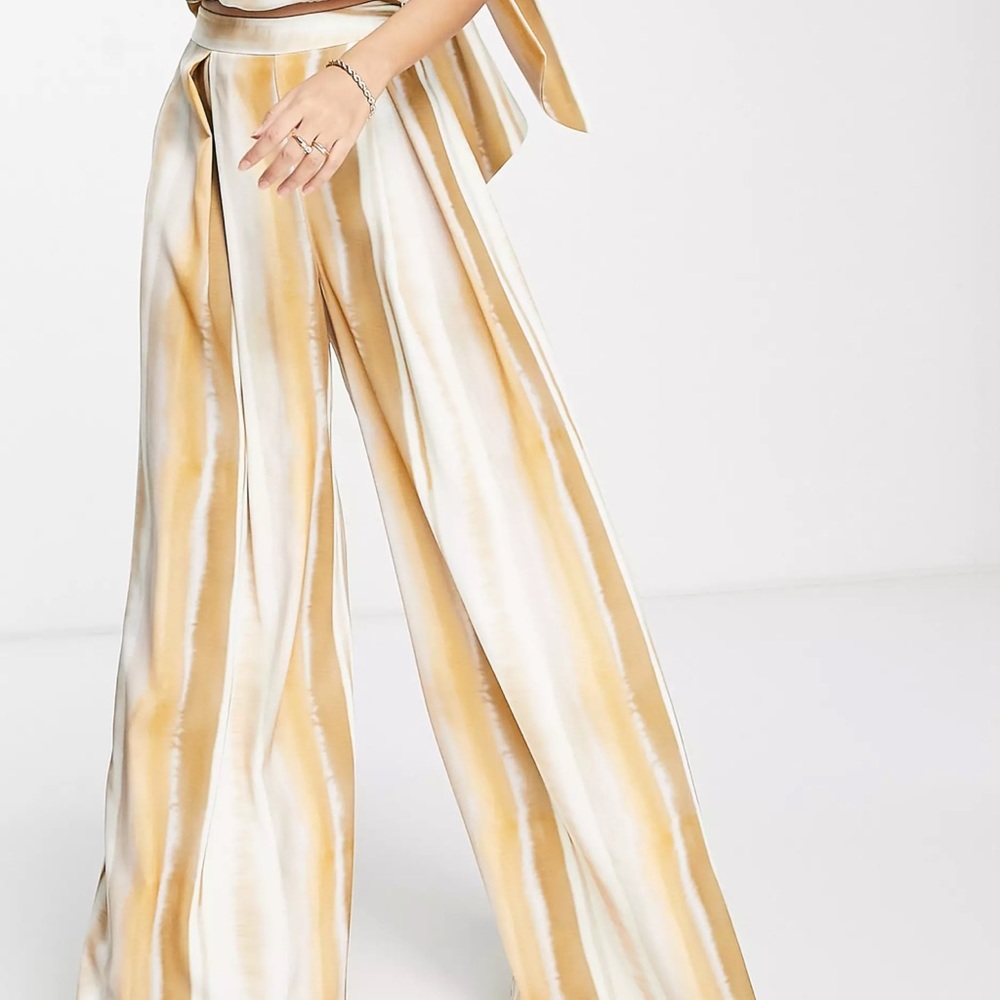 ASOS Design wide leg pants in satin stripe size 8